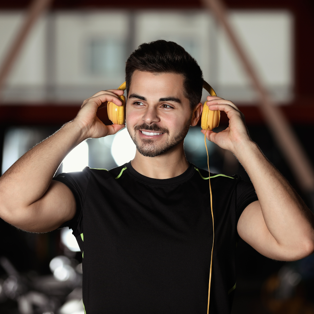 Headphones & Earbuds