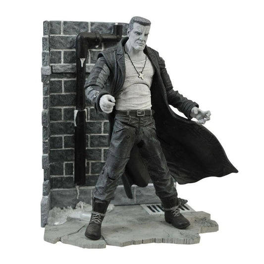 Sin City Select Deluxe 7" Action Figure Marv